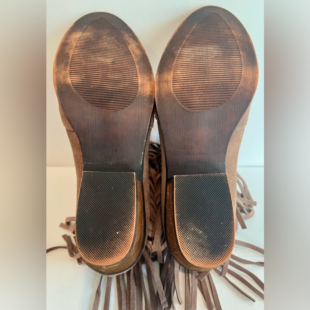 Restricted Fringe Suede Leather Ankle Booties Tan Brown Heel - Picture 9 of 9